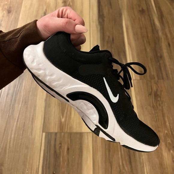 Nike comfort footbed shoes - Picture 3 of 4